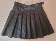 Falten Minirock Clockhouse Gr. 36 schwarz