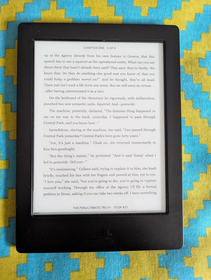 Rakuten Kobo Aura H2O waterproof eReader / eBook Reader Model N250, 4GB, Boxed! - Image 3 of 4