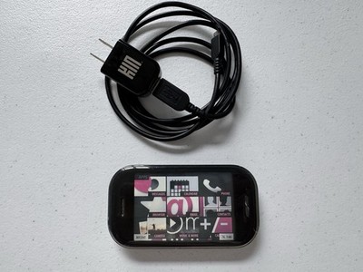 Microsoft Kin TWOm Phone Carbon, 8GB, Verizon, Sharp Rare Mobile Phone