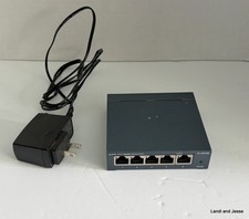 TP-Link TL-SG105 5-Port Gigabit Easy Smart Switch w/ AC Adapter