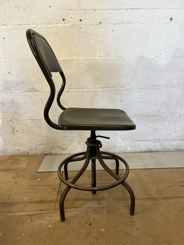 Vintage Industrial Metal Office Chair With Adjustable Height And Swivel. - Picture 3 of 6