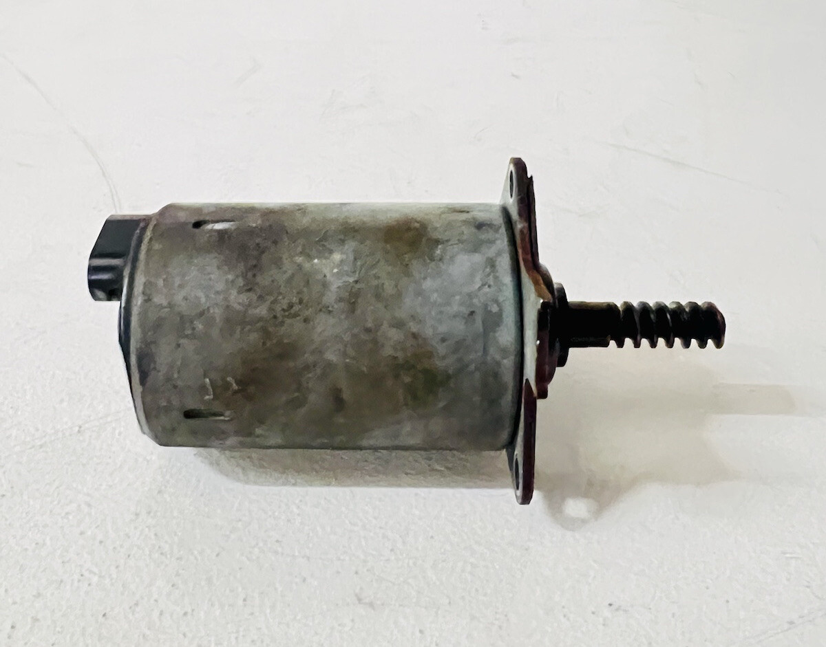 Mini Cooper R56 Petrol Engine Timing Valve Actuator V 7533905 80 eBay