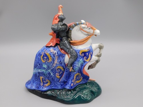 ROYAL DOULTON THE BROKEN LANCE 9" FIGURINE, HN 2041. - Picture 2 of 4