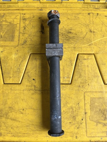 Yamaha R6 YZFR6 YZF600 R600 Hinterrad Hinterrad Spindel Achse Schraube Muttern & Distanzscheiben OEM