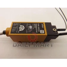NEW Omron E3S-X3CE4 E3SX3CE4 Photoelectric Fiber Optic Sensors