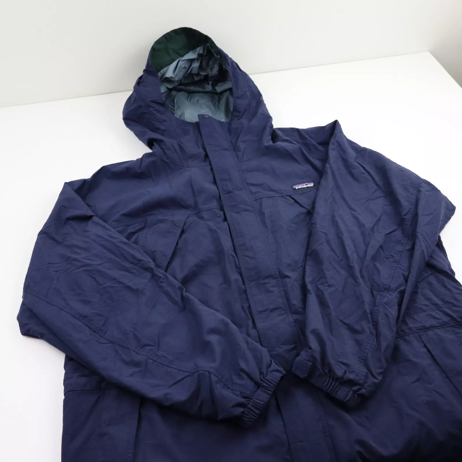 patagonia vintage 90s fishing waterproof hooded jacket