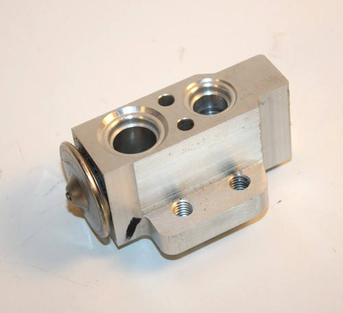 1K0820679 original VW Golf5/6 Touran Tiguan Expansionsventil Ventil Klimaanlage