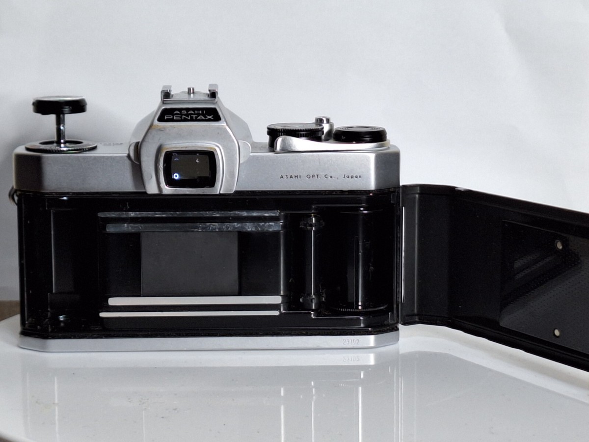 Exc+5]PENTAX SPOTMATIC SP FILM CAMERA SMC TAKUMAR 50mm F1.4 LENS