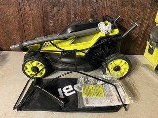 RYOBI ONE 18V 13 in. Cordless Battery Walk Behind Push Lawn Mower (Tool Only)
