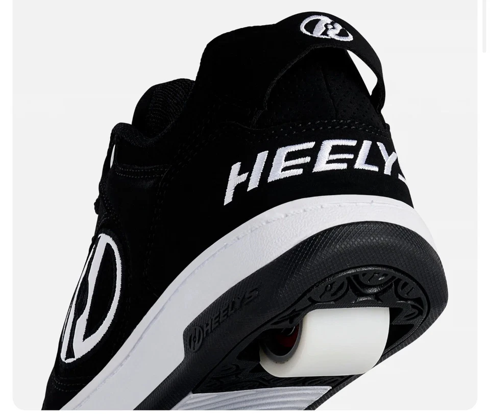 Heelys Voyager HE100713H Wheeled Shoes Black/White Adult UK Size 12 NEW - Image 3 of 4