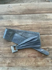 Vintage Signed Pearl 1984  Women’s Belt Gray Leather Sash 34” X 1.5”