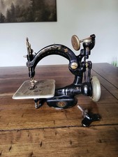 Vintage Early 1900s B Eldredge Automatic by The National Sewing Machine Company