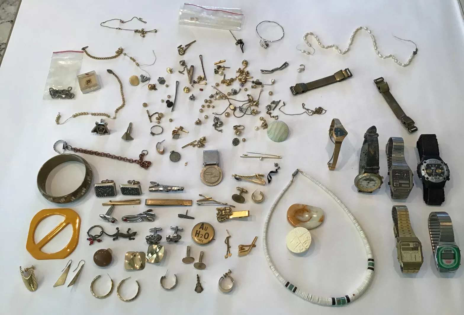 Lot d'épingles de bijoux et de montres vintage or/argent Gucci phase de lune
