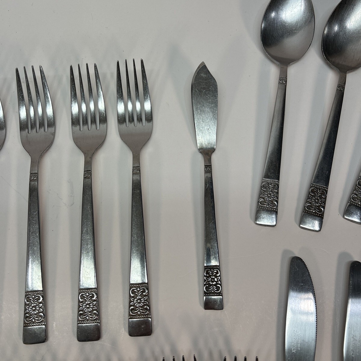 Rebacraft Stainless Japan Reed Barton Medley Floral Vintage 38