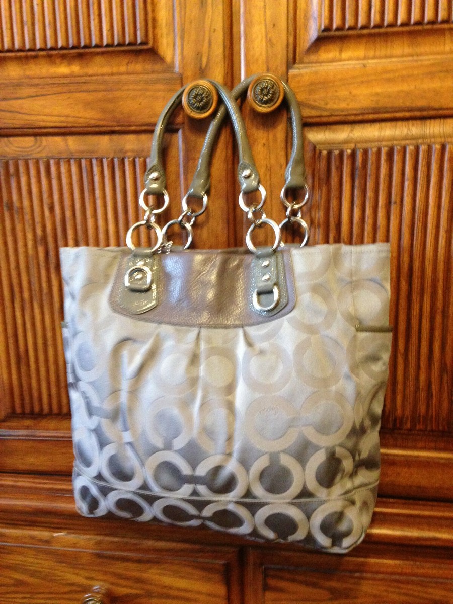 COACH 13583 LARGE MADISON GREY OP ART SIGNATURE C MAGAZINE TOTE