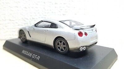 1/64 Kyosho NISSAN SKYLINE GT-R R35 SILVER diecast car model 1/64 Kyosho NISSAN SKYLINE GT-R R35 SILVER diecast car model
