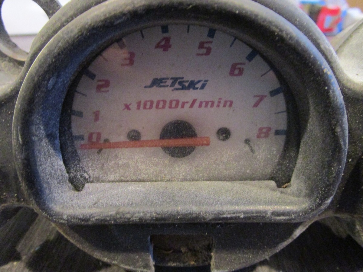 98 KAWASAKI ZXI 1100 INSTRUMENT PANEL W/ TRIM, TACHOMETER