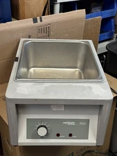 VWR Heating Water Bath Model 1203 (9020788) TESTED GOOD W/ Hood