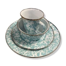 $264 Golden Rabbit Blue Sea Glass Swirl Steel 16-Piece Dinnerware Set