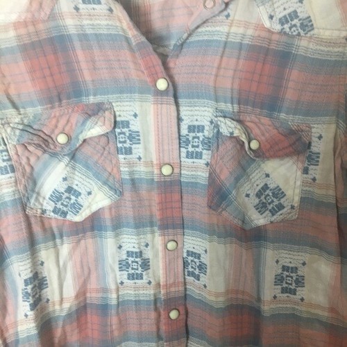 American Eagle Women's Size:XS Pink & Blue Vintage Boyfriend Button Down Top - Picture 3 of 11