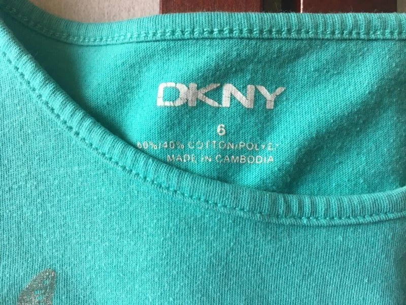 DKNY Blue with Butterflies Short Sleeve Shirt Girls Size 6 Cotton Blend Garment - Image 3 of 4