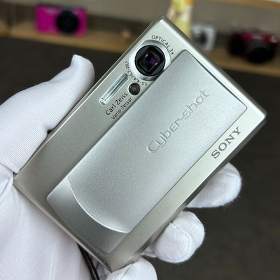 Sony Cyber-shot DSC-T1 5.0MP 3x Optical Zoom CCD Digital Camera