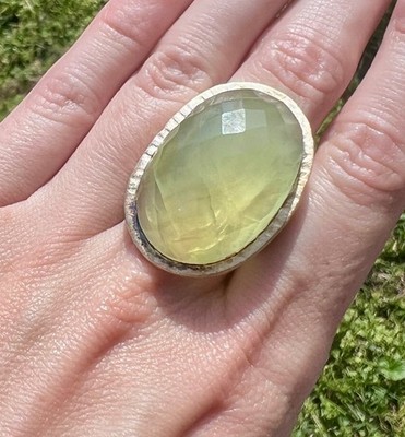 Großer 14k GP 925 Sterling Silber facettierter Prehnit Cocktail Ring Kunsthandwerk Design