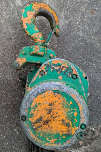Harrington 3 ton Chain Hoist used in good condition - Picture 5 of 5