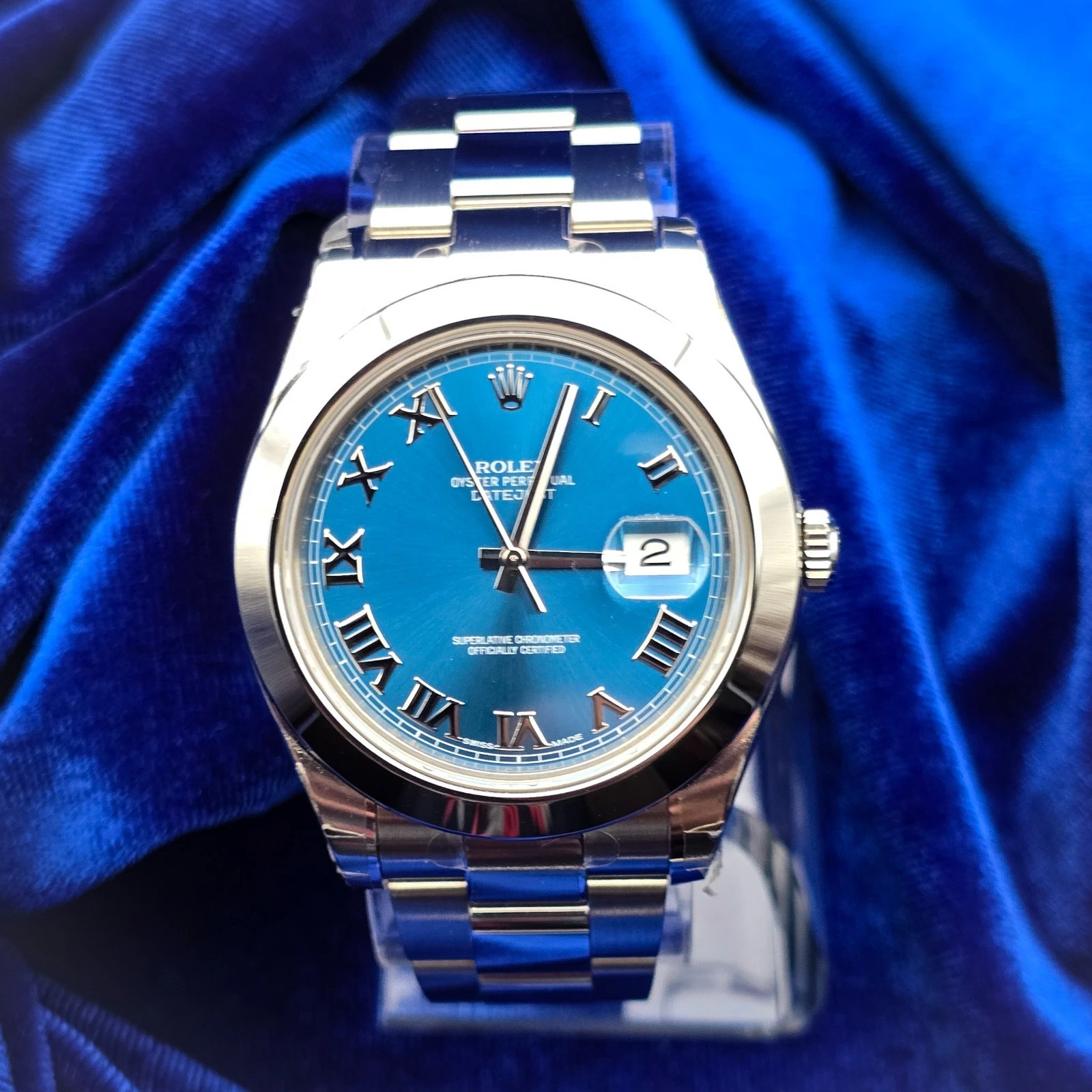 Rolex Datejust 41mm Blue Dial w/Silver Oyster Bracelet 116300 New/Old Stock