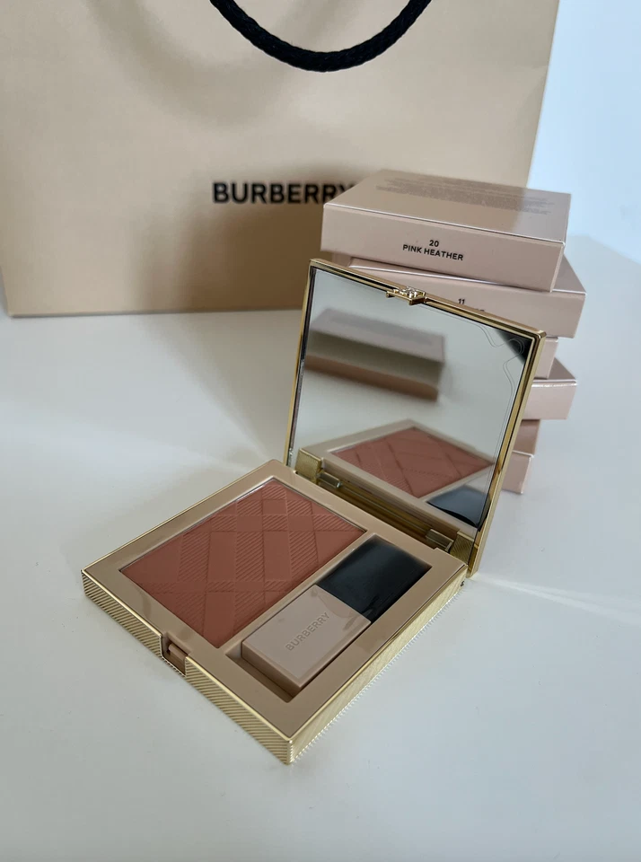 Brand New Full Burberry Outdoor Blush Collection of All 6 Blushes - Image 3 of 4