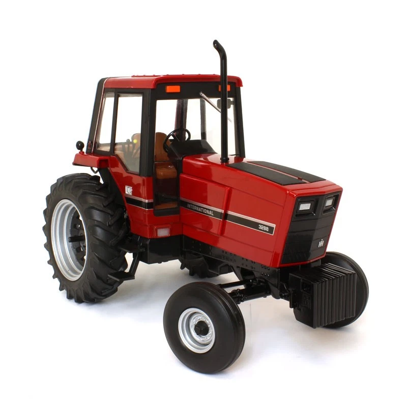 ERTL 1/16 International Harvester 3288 Cab Tractor, Prestige Collection 44140 - Image 2 of 4