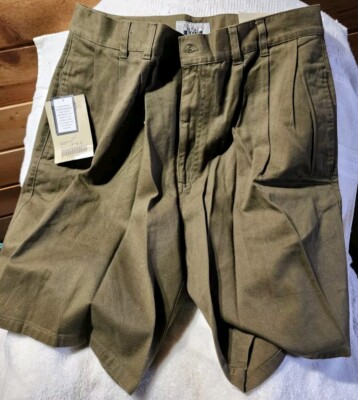 BUGLE BOY DOUBLE PLEAT NO WRINKLE BEACHWEAR OLIVE SIZE 36 COMFORT FIT SHORTS NWT
