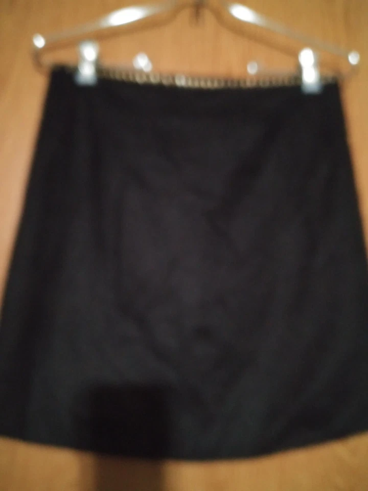 BONITA FALDA MUJER PROMESA NEGRA IMITACIÓN GAMUZA REMACHE CREMALLERA TALLA PEQUEÑA Foto 2 de 3
