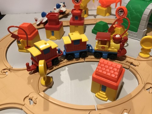Vintage Fisher Price 1992 Flip Track Rail And Road w/Accessories Great Condition - Picture 13 of 24