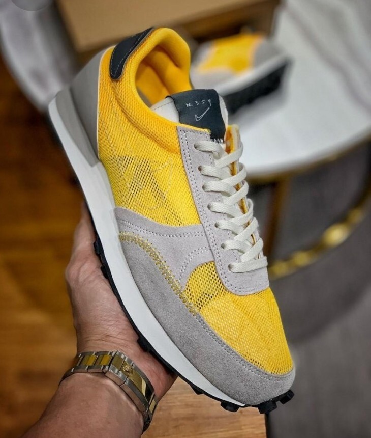 Orange Nike Sportswear Daybreak Type Size 11 Nike Daybreak Type