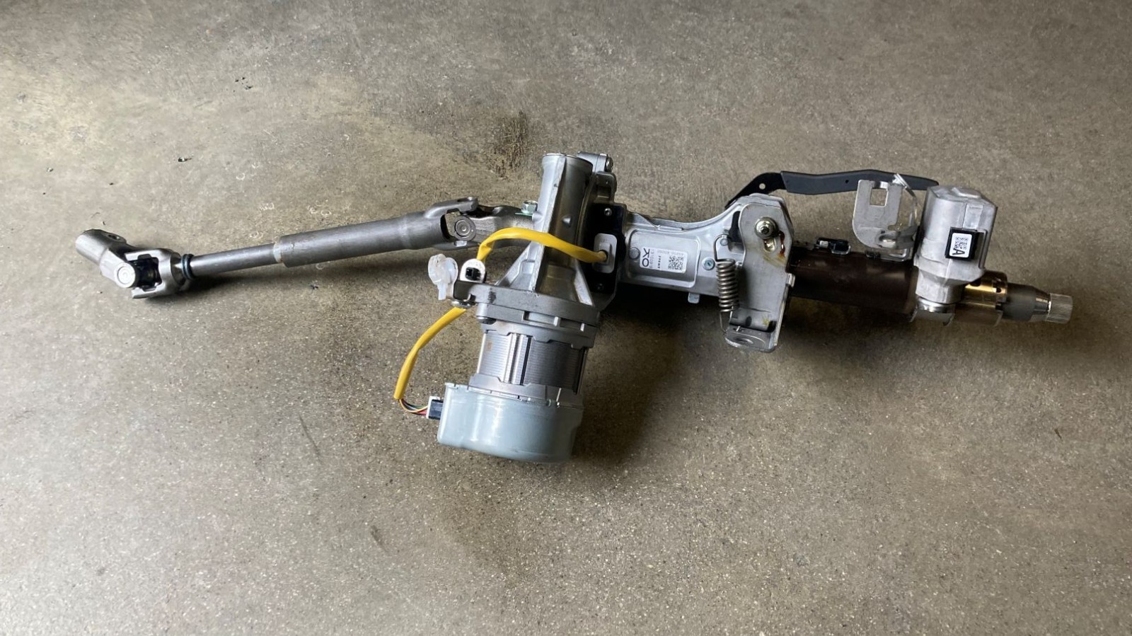 Piantone sterzo servosterzo elettrico Toyota Yaris Hybrid del 2021 (45250-K0050)