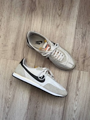 Nike Waffle Trainer 2 White Black DH1349-100 US 9.5 UK 8.5 Retro Sneakers