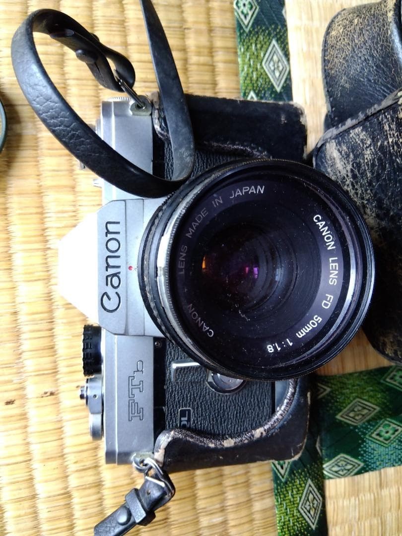 Canon FTb Film Camera with 200mm Lens Excellent Condition Vintage