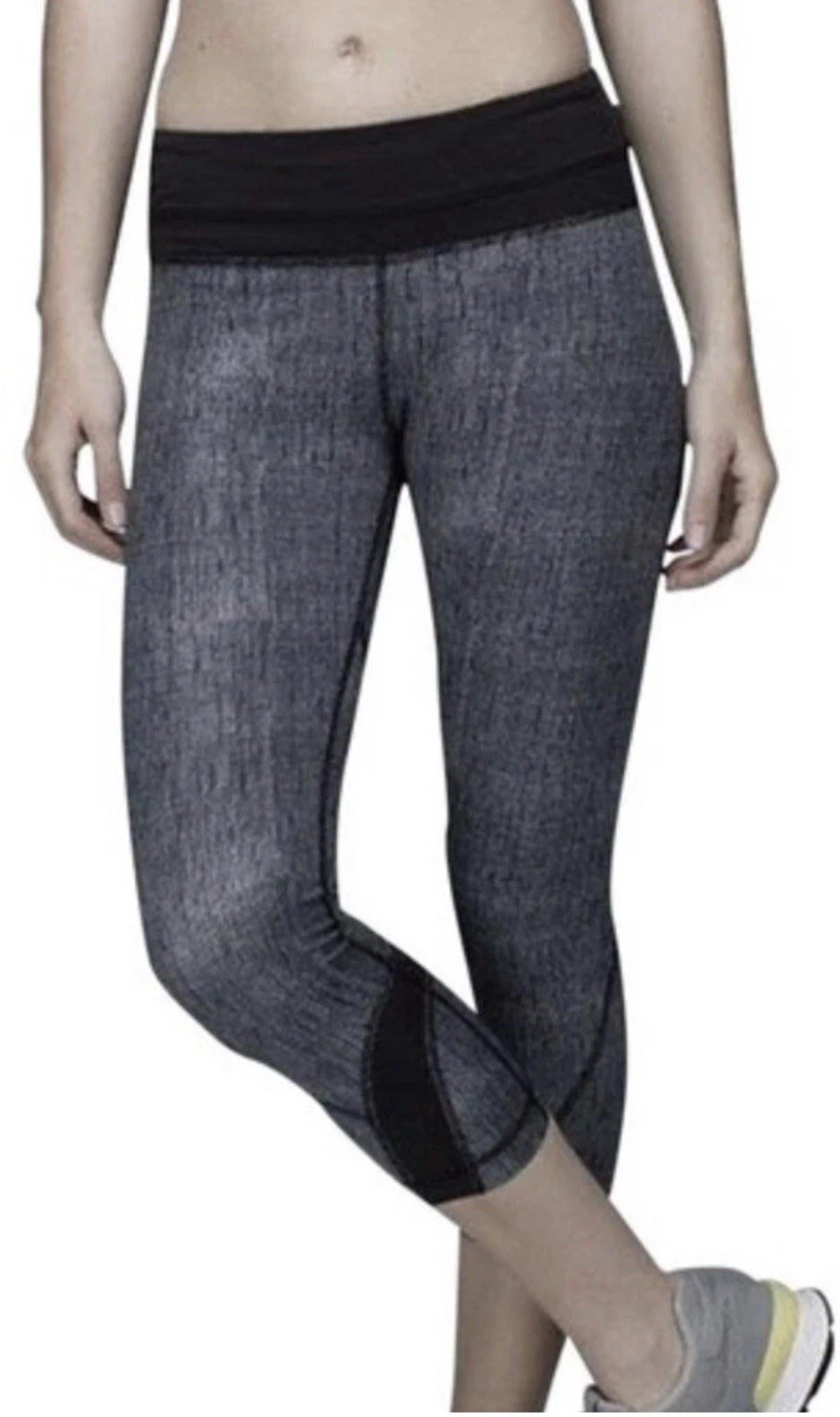 Lulmon Run Inspire Luxtreme Crop Leggings Size 4 Burlap Dune Logo