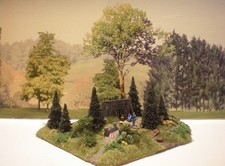 H0 Diorama HO 1:87 Wald Haus Hütte Baracke Tiere Flussbett Brücke patiniert