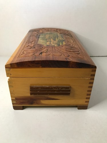 Vtg Carved Wood Jewelry Box, Country Scene, Inside Mirror & Hinged Lid - Picture 5 of 11