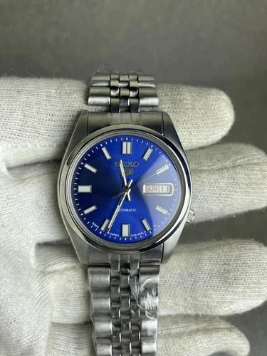 Vintage Seiko 5 Automatic Mens Watch 7009 Day/Date