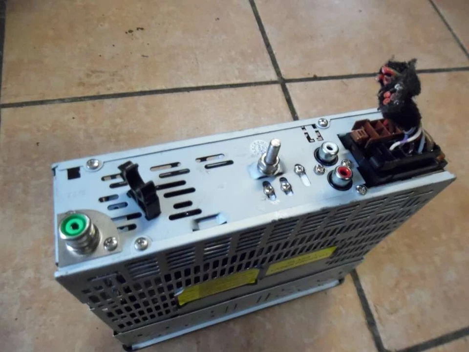 VW Polo 9N CD-Radio AEG AR4020 - Bild 3 von 3