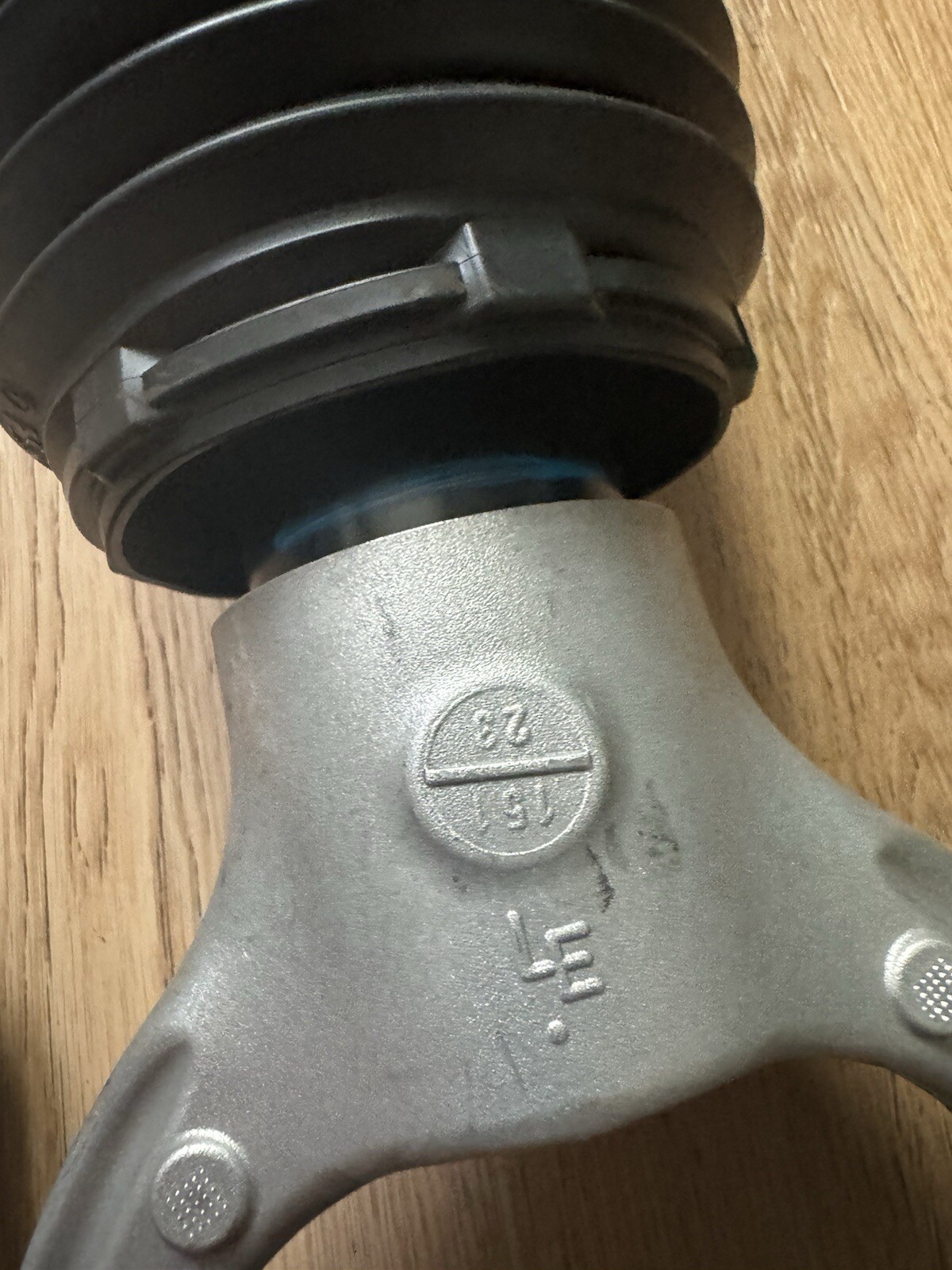 2023 MASERATI GRANTURISMO LEFT FRONT SHOCK ABSORBER AIR SUSPENSION 06703090150