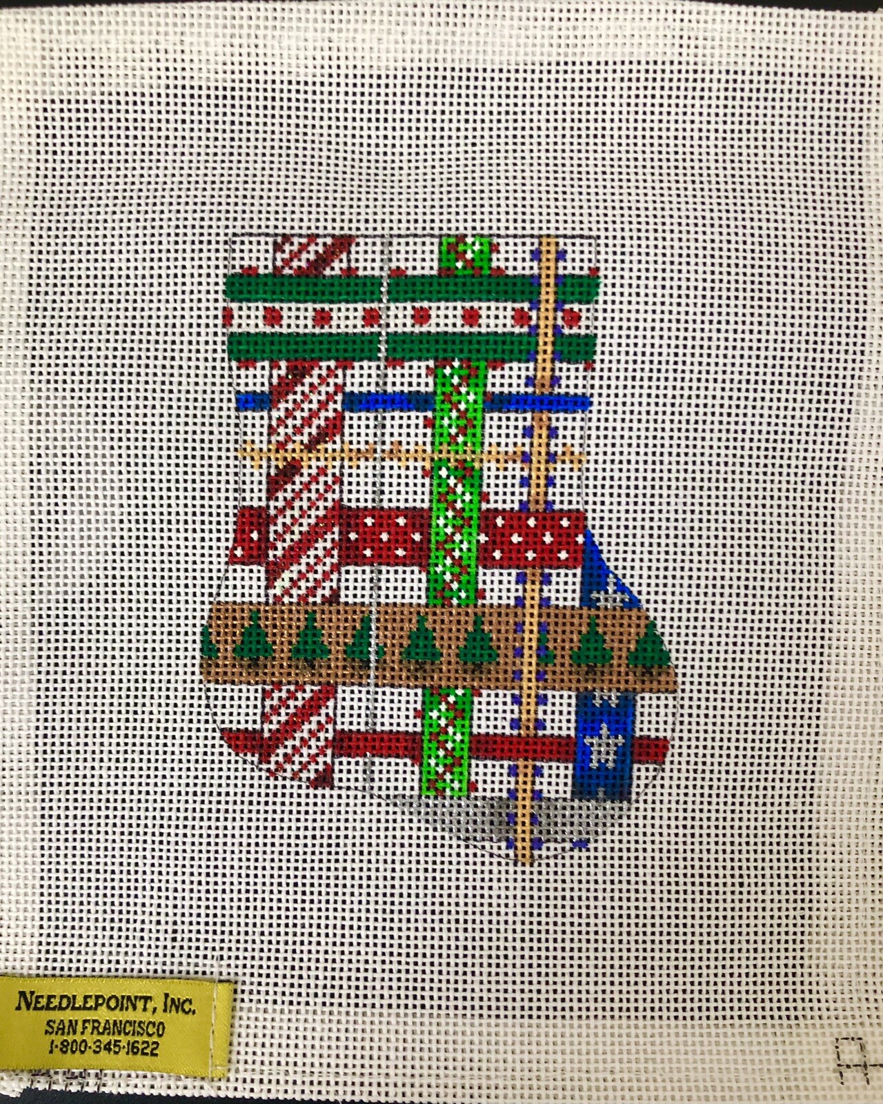 NEW NEEDLEPOINT INC SAN FRANCISCO CANVAS HAND PAINTED CHRISTMAS