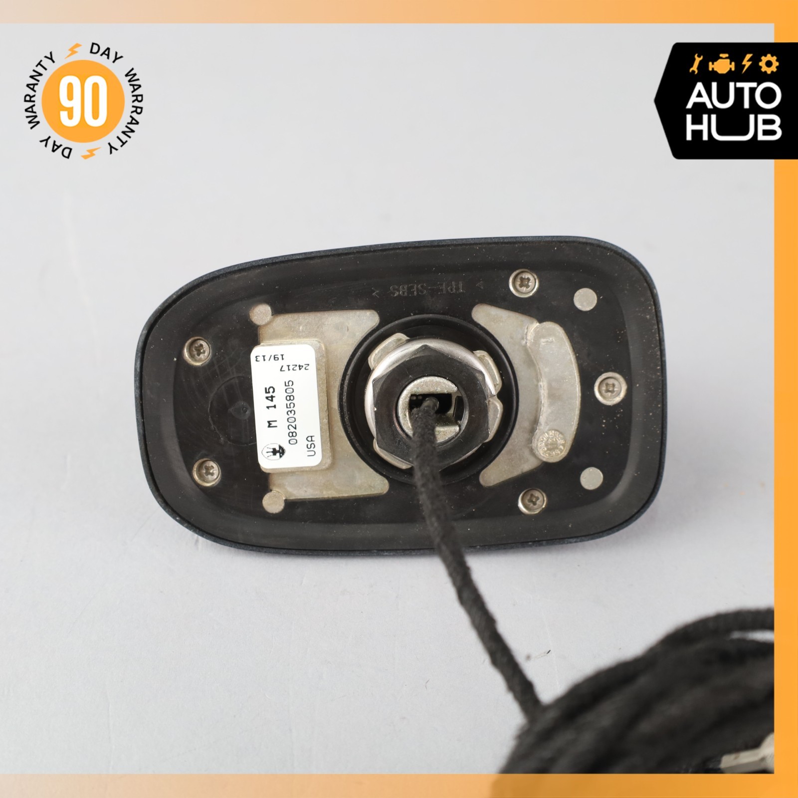 03-18 Maserati GranTurismo M145 Top Roof Shark Fin Radio Antenna GPS OEM 60k