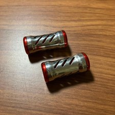 Libre LIVRE Margia Titanium Red Handle Knob Used