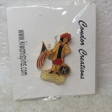 Kiwanis International Lapel Pin Kiwanis for Freedom Enamel Clutch