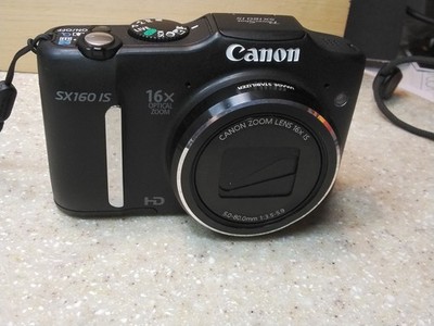Canon SX10 IS Digital Camera