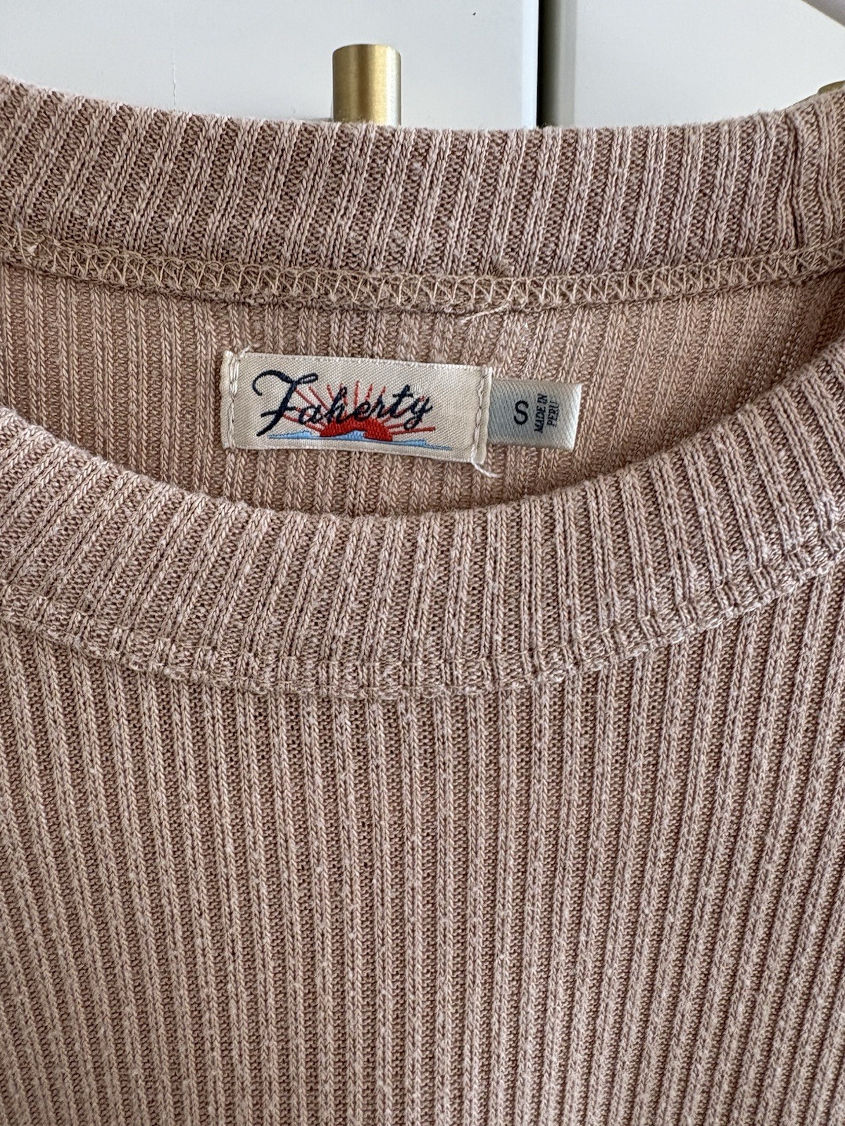 Faherty Women's Rib Knit Puff Sleeve Crew Neck Beige Short Sleeve Top Size S